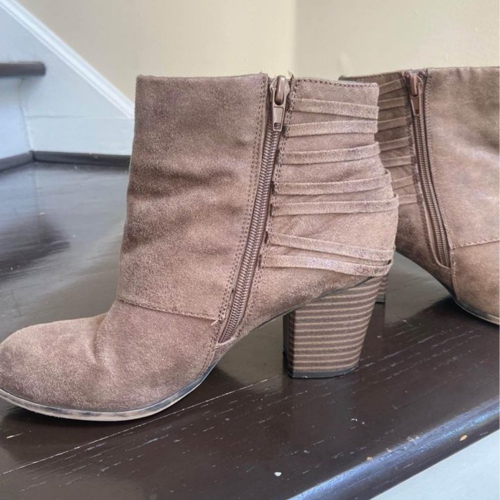 Super Cute Size 8 Booty! Cleaning out the closet!